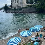 Sea View 아파트